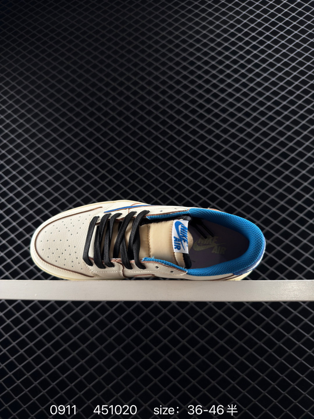 Travis Scott x Air Jordan 1 Low 